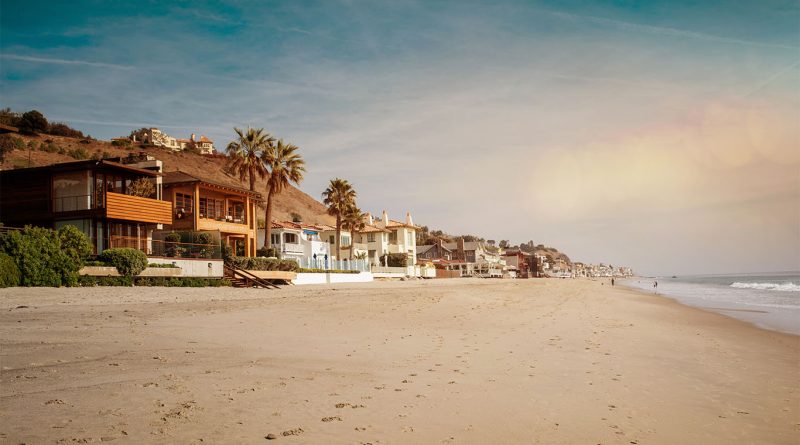 Large renovated bedroom in Malibu beach house by Sophie Goineau