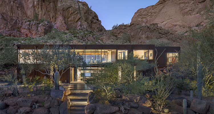 the Cliffback Residence, a modern house designed by The Construction Zone, Ltd