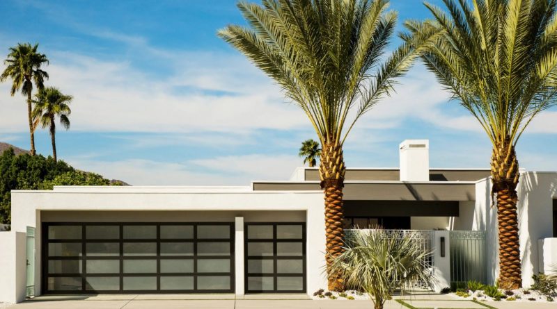 Hurricane rated garage doors