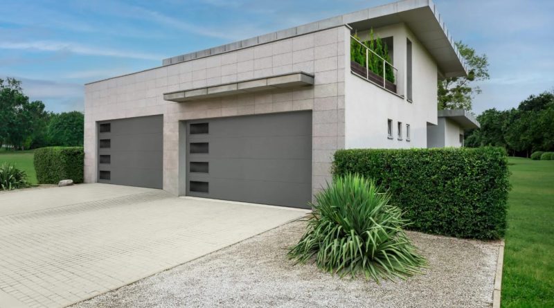 Hurricane rated garage doors by Broten