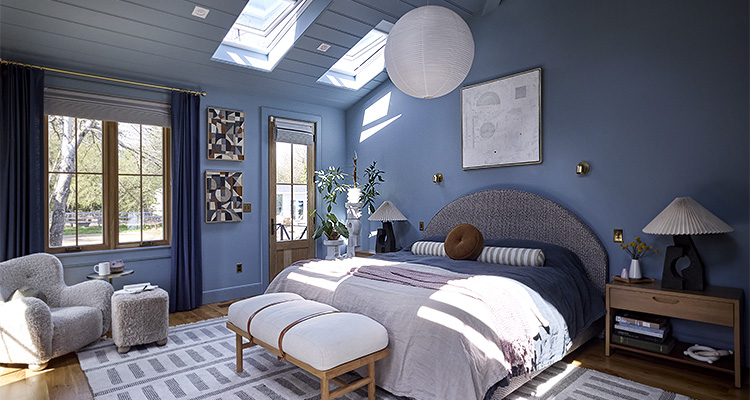 a modern primary bedroom design